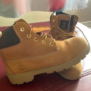 Timberland boot size 4 unisex good condition